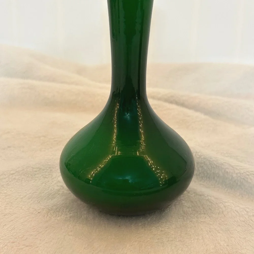 Vintage Bud Vase Home 7in Emerald Green Excellent‎ Cased Glass MCM Style Art